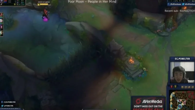 200 Iq — League of Legends gameplay screenshot from Pobelter's Twitch stream showing the champion and map with stream overlay.