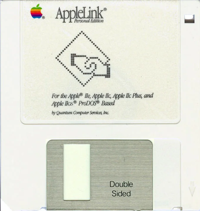 Aol America Online — AppleLink Personal Edition floppy disk by Quantum Computer Services