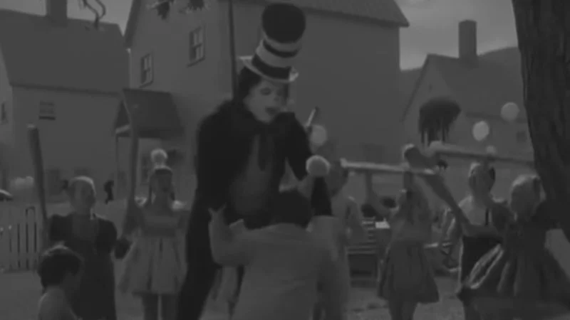 cat-in-the-hat-serial-killer-trend-explained-2026-ai-hoax