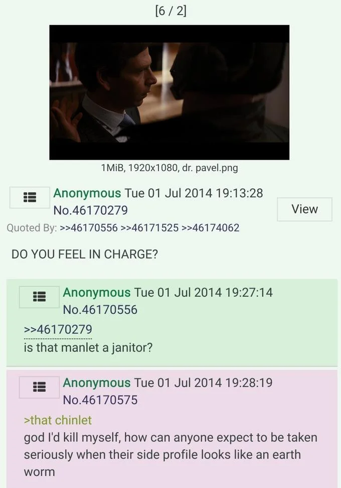 4chan post with a Dark Knight Rises screencap and comments calling the character a chinlet