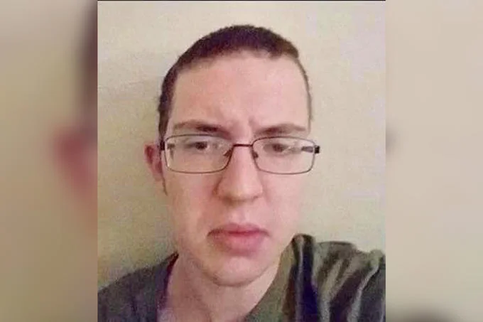 Selfie of a young man with short hair and glasses whose face resembles Chudjak