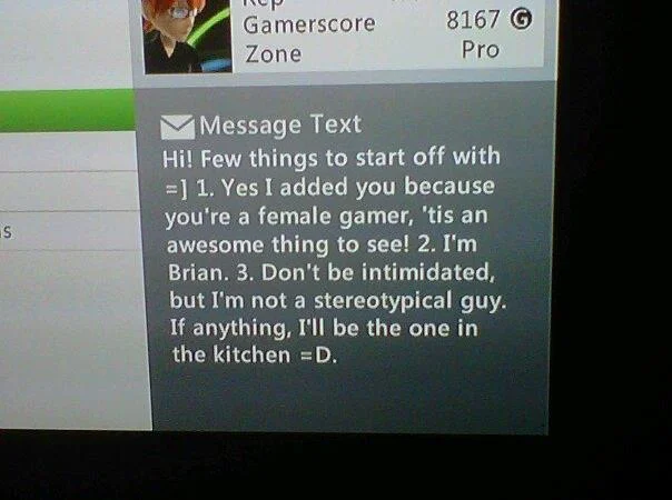 Cringeworthy — Xbox Live message from a man awkwardly hitting on a female gamer
