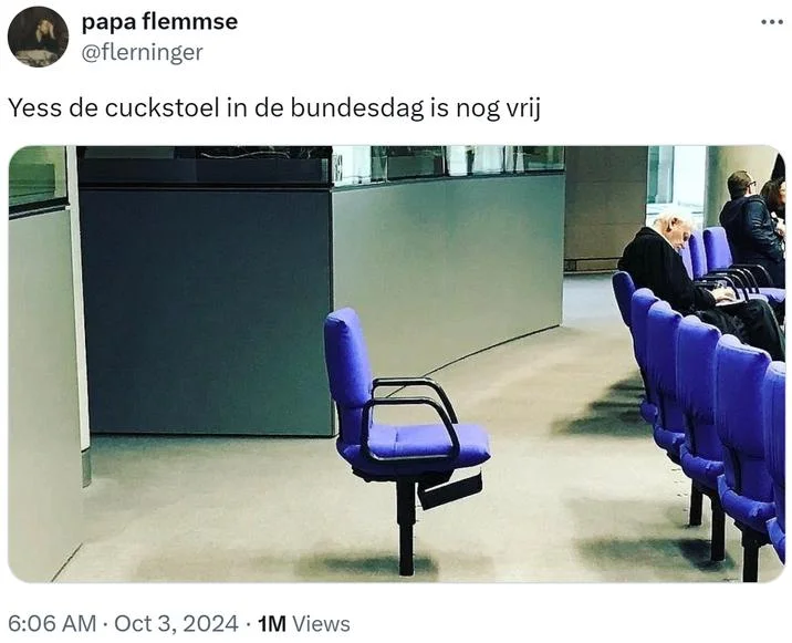 Twitter screenshot showing empty blue chair facing away in Bundestag parliament, captioned as cuckstoel.
