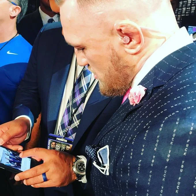 Floyd Mayweather Vs Conor Mcgregor — SpongeBob and Patrick hugging in a boxing ring meme about Mayweather and McGregor making up