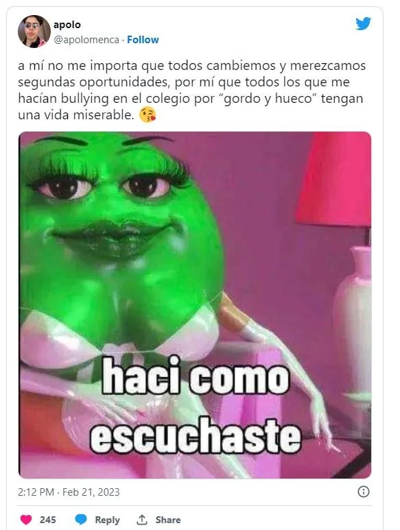 Twitter post by apolomenca using the haci como escuchaste meme about childhood bullies