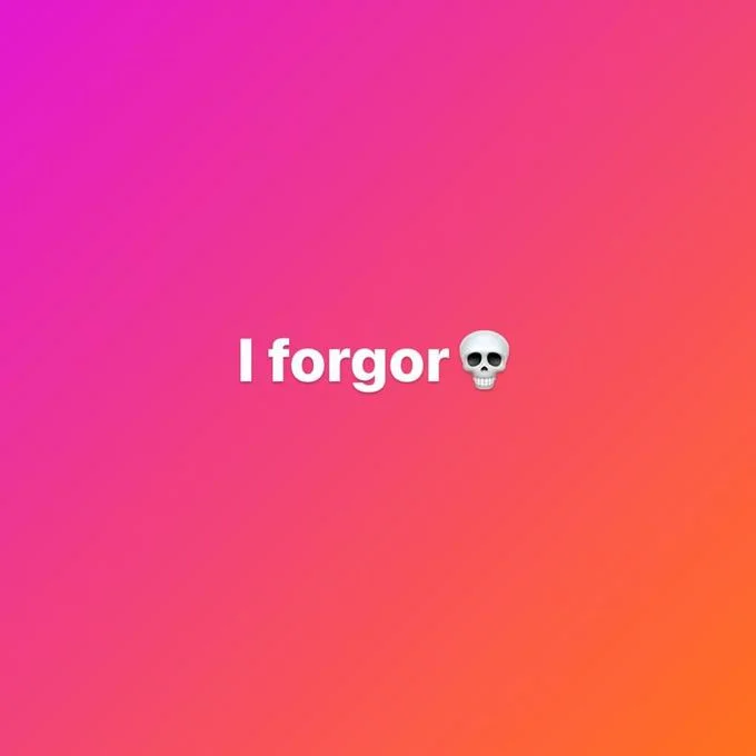 Minimalist meme template with white text 'I forgor 💀' on a vibrant magenta-to-orange gradient background.