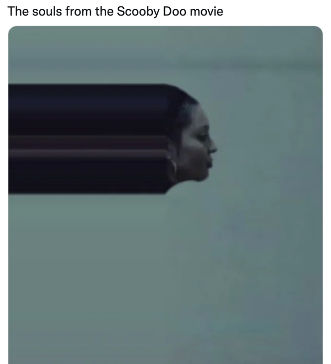 Maddy Banging On Door — Tweet with Maddy stretched into a tube shape captioned 'The souls from the Scooby Doo movie'