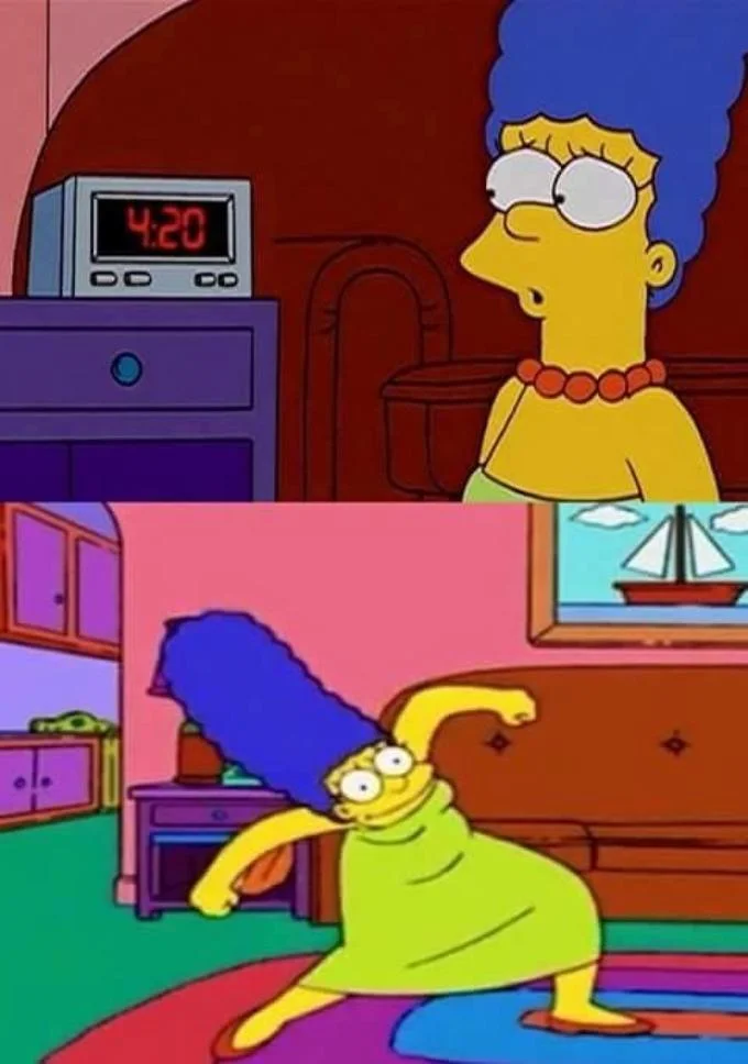 Marge Krumping — Two-panel meme showing Marge looking at a 4:20 microwave clock and then krumping