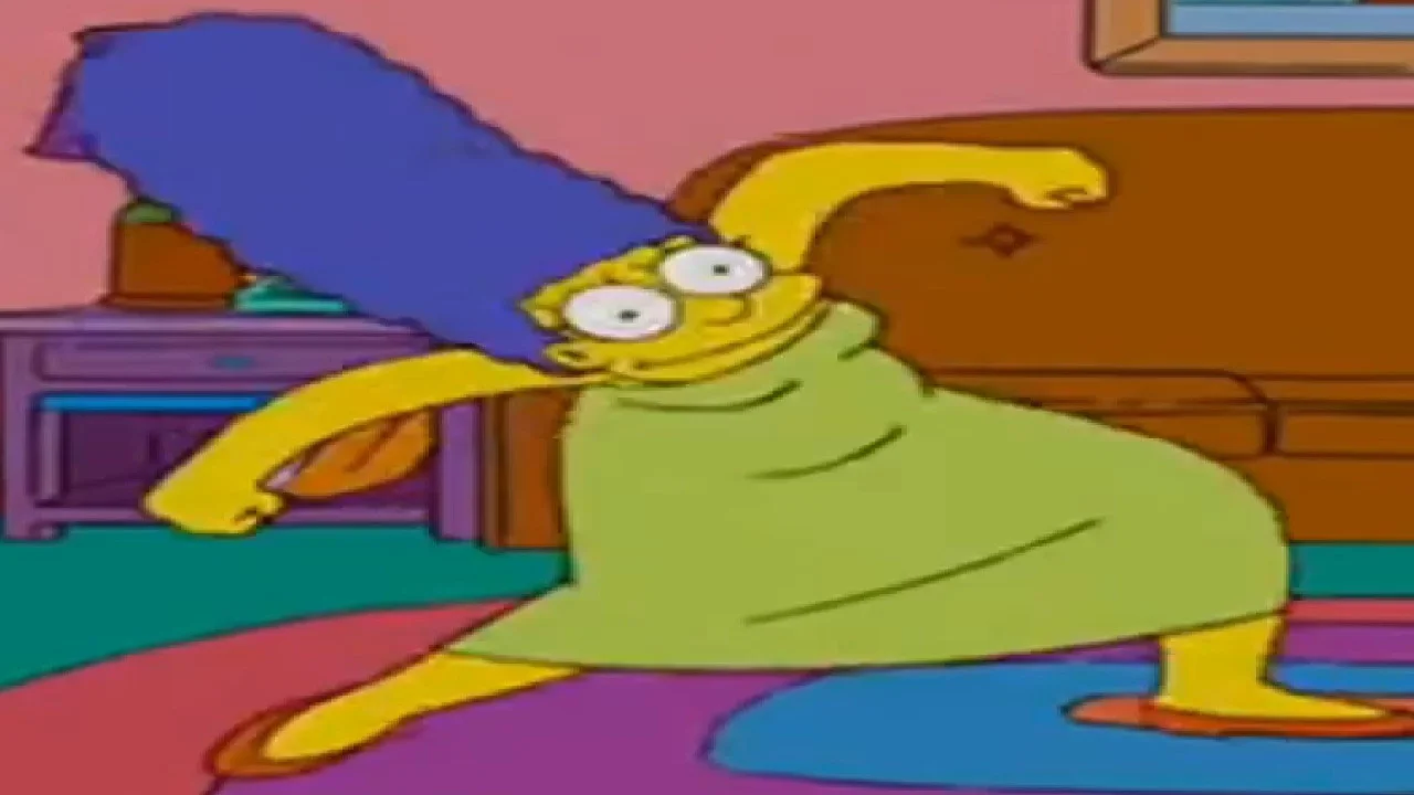 Marge Krumping — Marge Simpson in an exaggerated krumping pose with distorted body in her living room