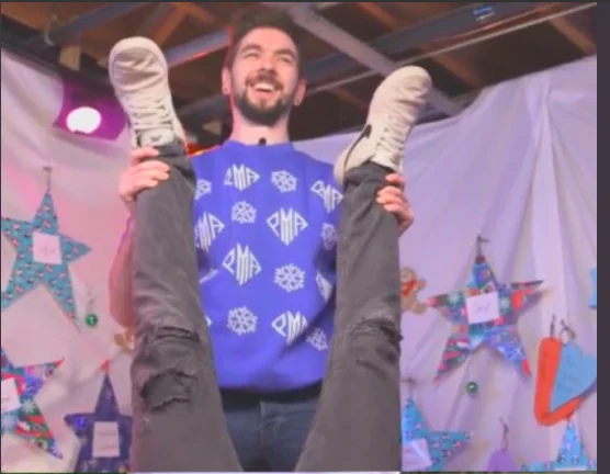 PewDiePie Has No Legs — PewDiePie Bitch Lasagna video screenshot with red circle around his legs