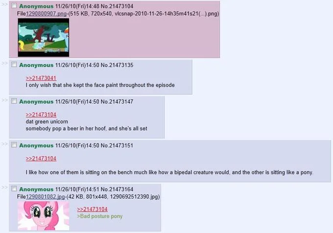 Sitting Lyra — 4chan thread screenshot discussing Lyra's bipedal sitting posture